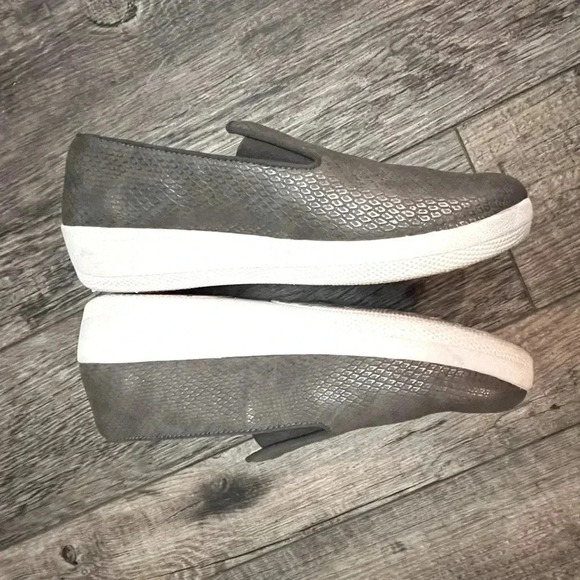 Fitflop Superskate Snake Gray Loafers size 6.5 comfort walking slip on sneaker - Picture 2 of 8